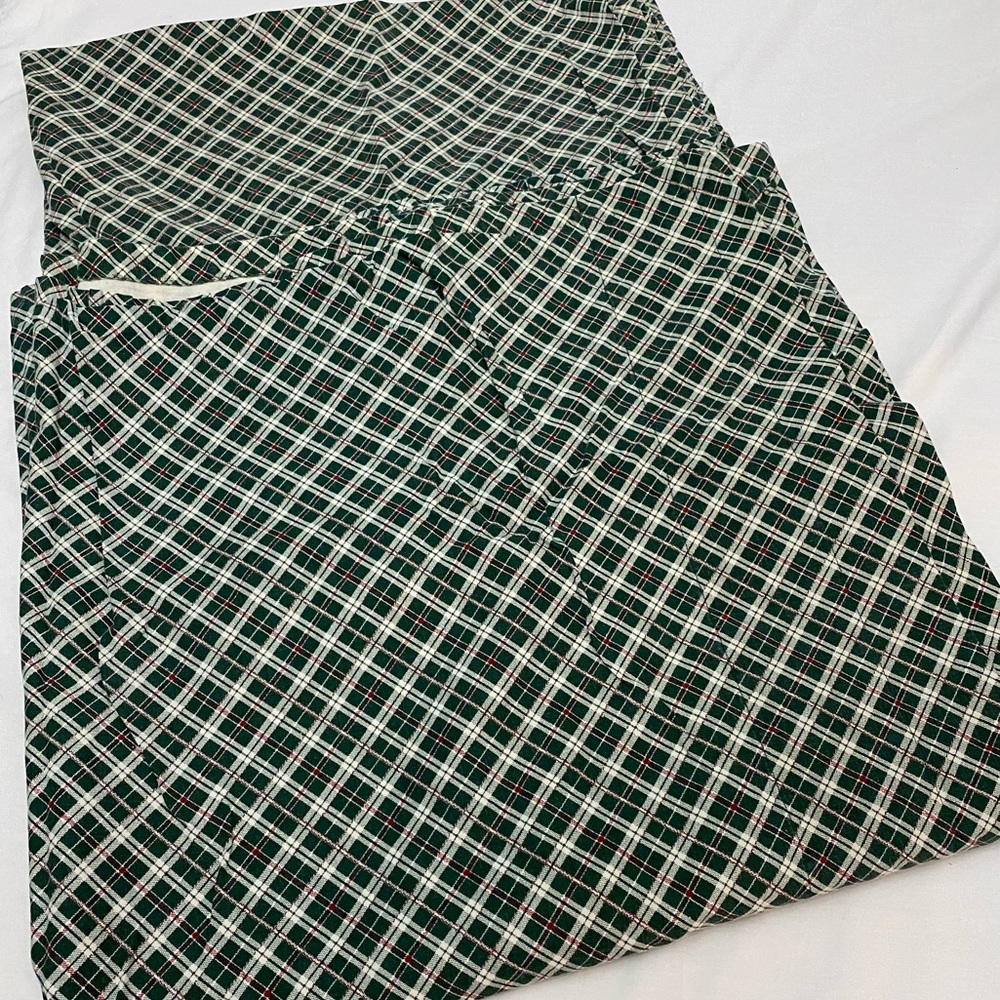 Curtains - 2 panels with tie backs 40 X 82